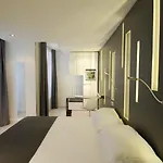 Arc De Triomphe Etoile 4*