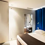 Arc De Triomphe Etoile Hotel 4*