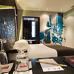 Hotel Arc De Triomphe Etoile