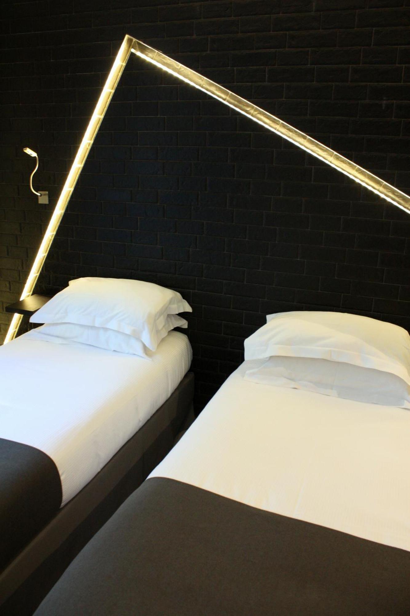 Hotel Arc De Triomphe Etoile Parigi