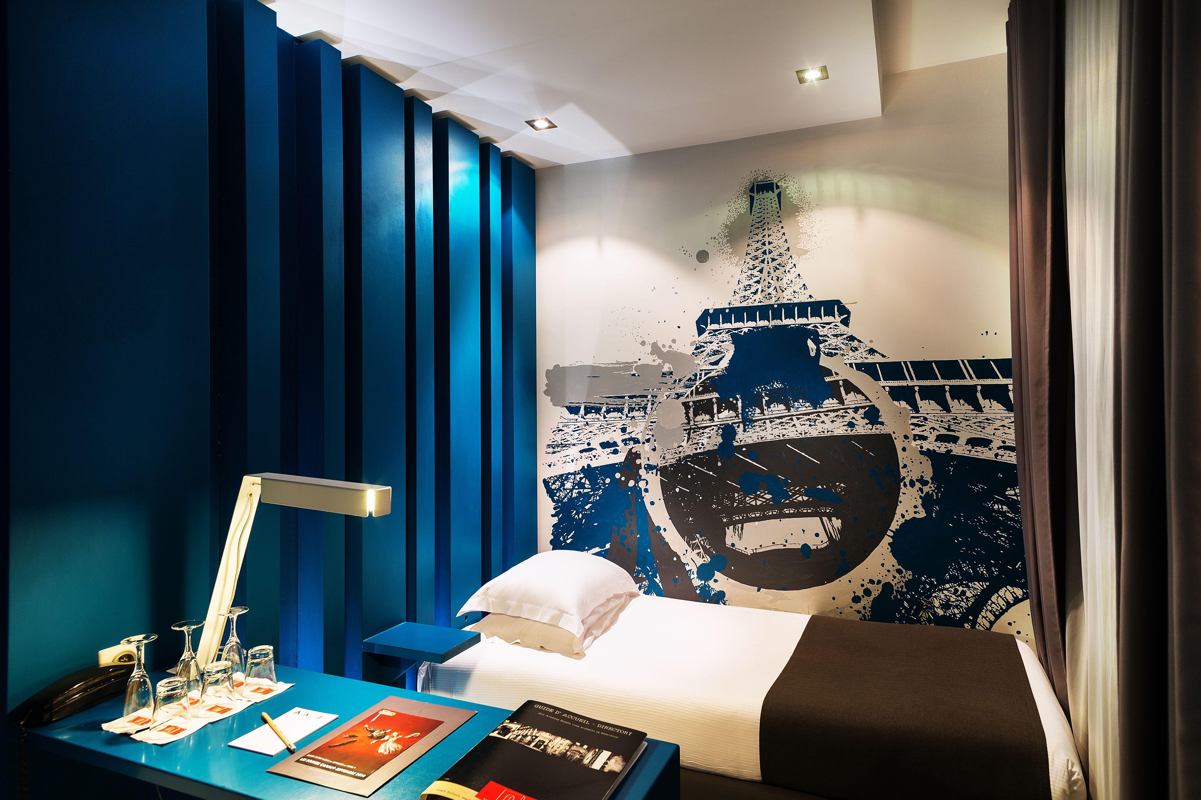 Arc De Triomphe Etoile Hotel